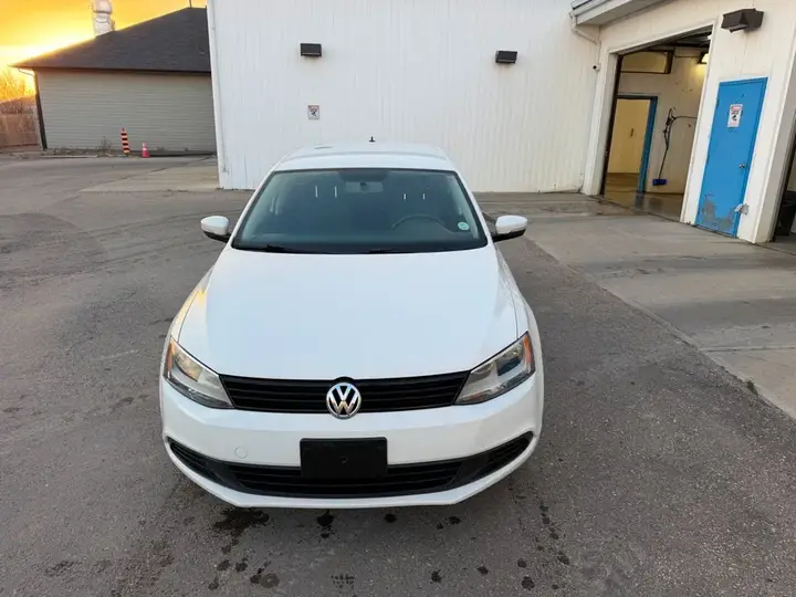 Volkswagen Jetta 2014 photo 3