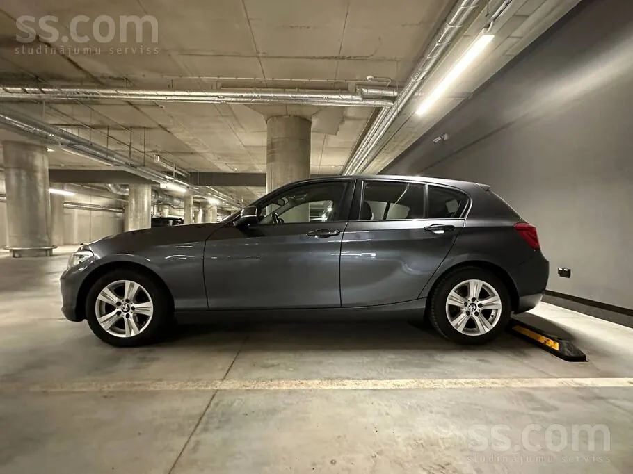 BMW 118D 2015 photo 2