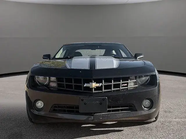 Chevrolet Camaro 2011 photo 3