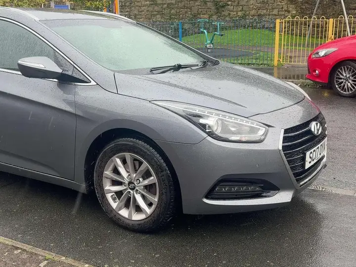 Hyundai I40