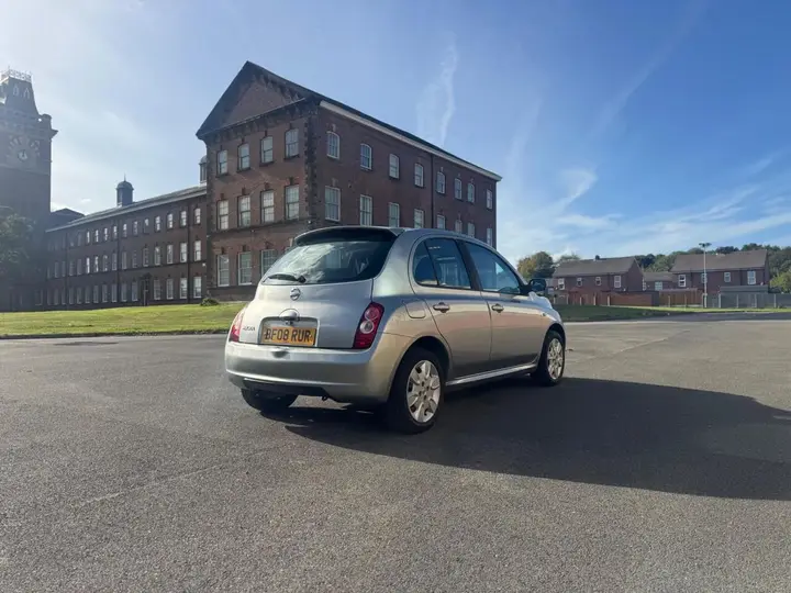 Nissan Micra 2008 photo 3