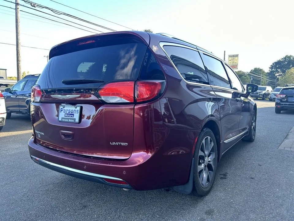 Chrysler Pacifica 2017 photo 5