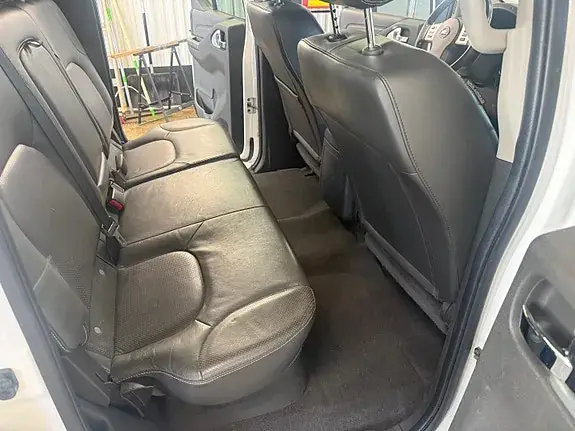 Nissan Navara 2015 photo 5