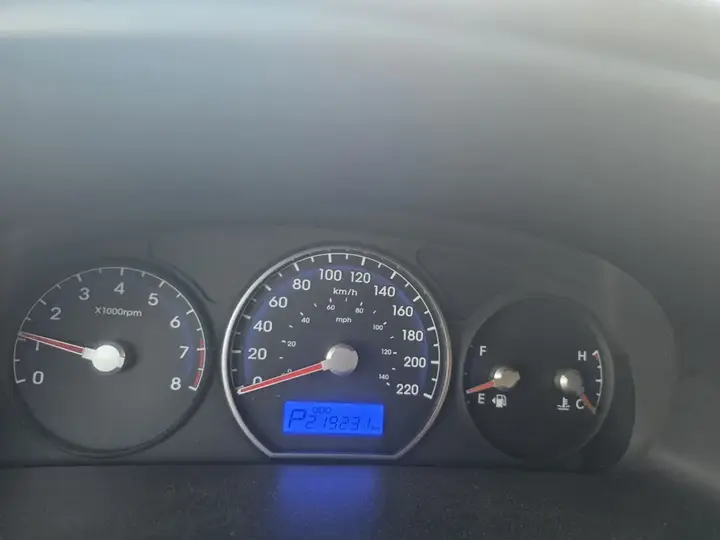 Hyundai Santa Fe 2010 photo 4