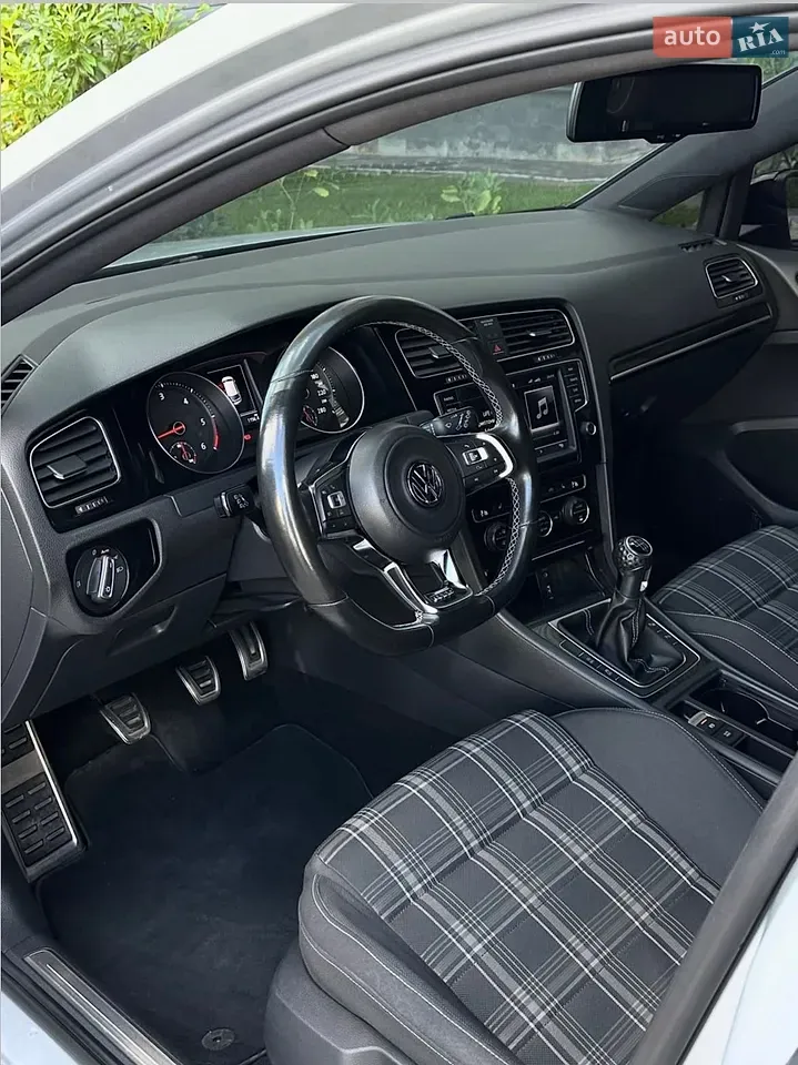 Volkswagen Golf Gtd 2013 photo 3