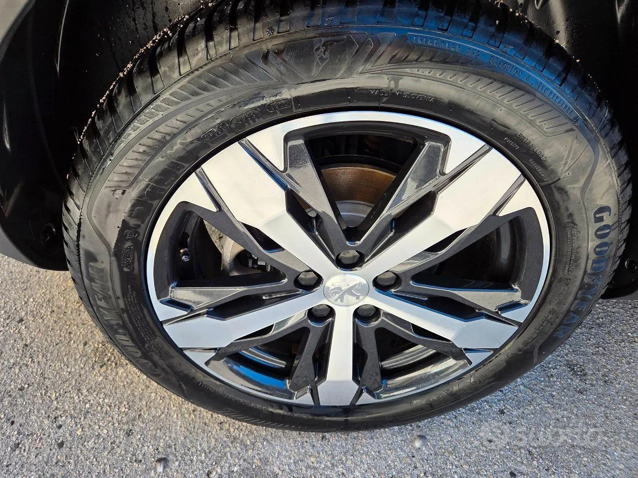 Peugeot 3008 2023 photo 2