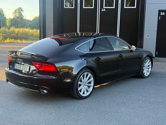 Audi A7 2011 photo 3
