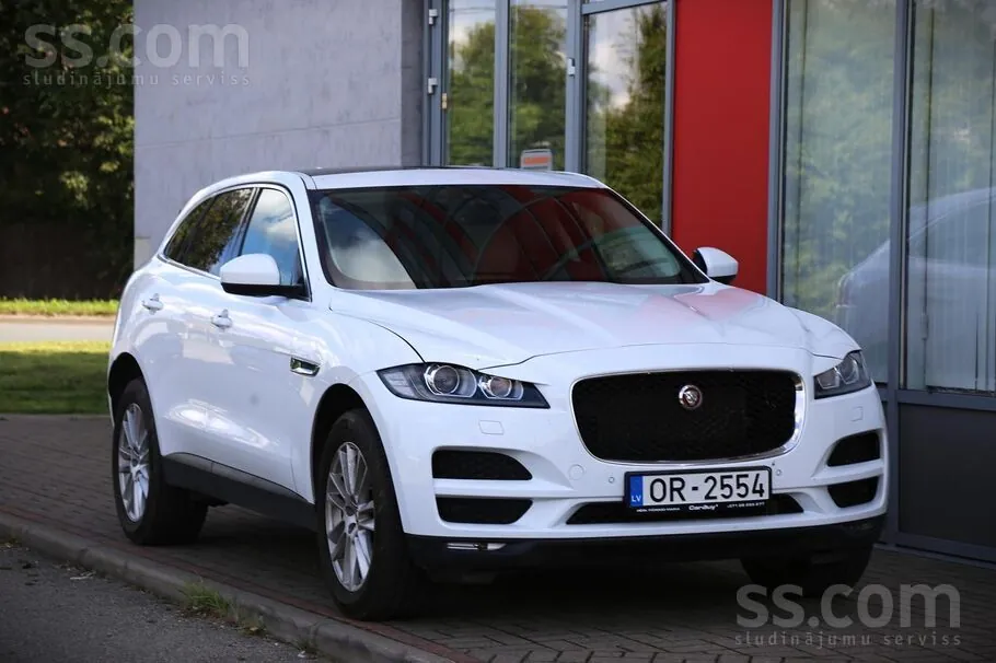 Jaguar F-Pace 2019 photo 4