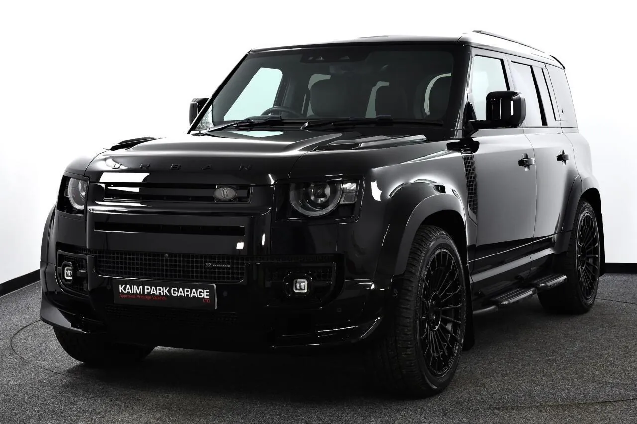 Land Rover Defender 110 2023 photo 3