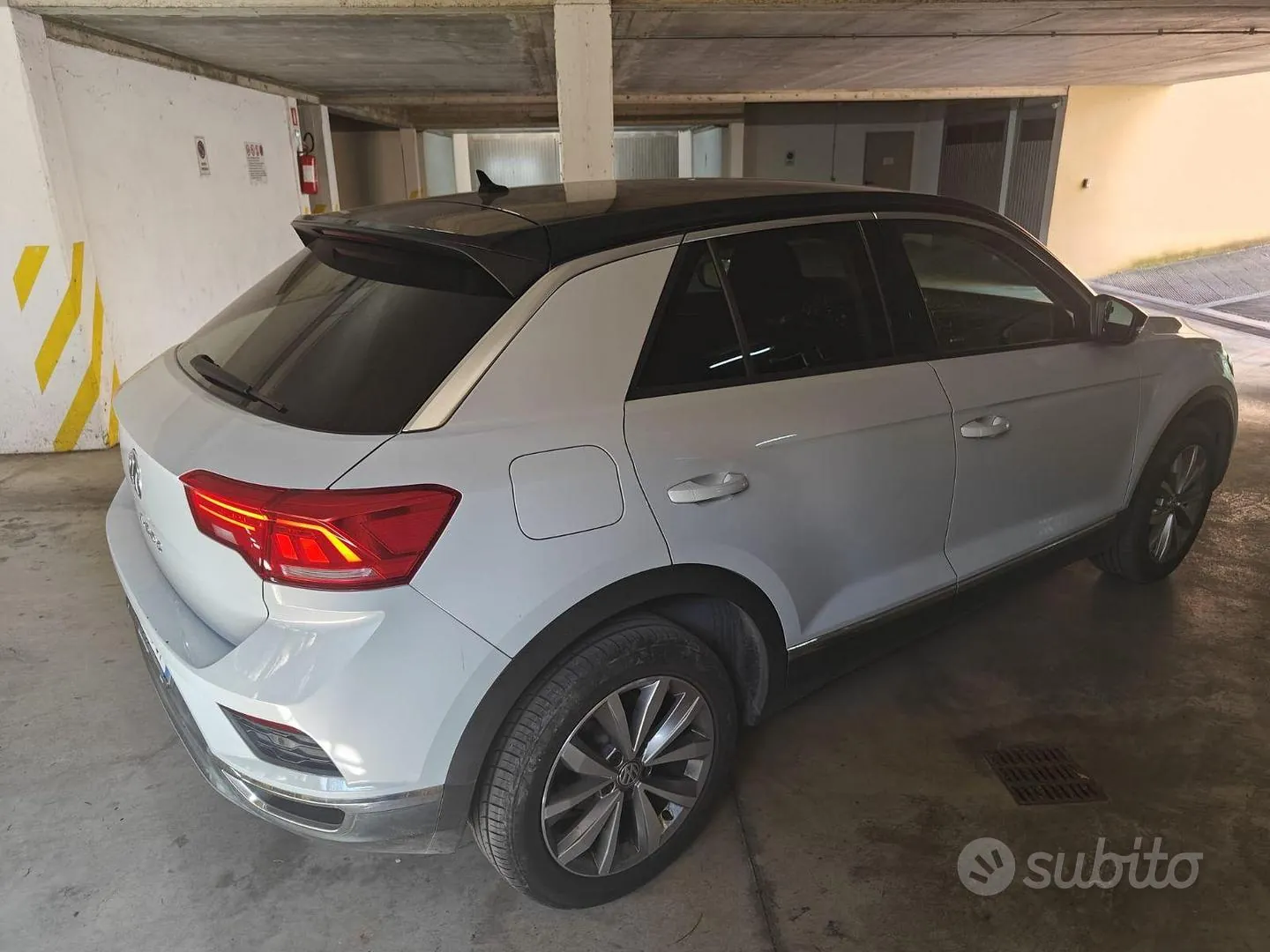 Volkswagen T-Roc 2018 photo 2