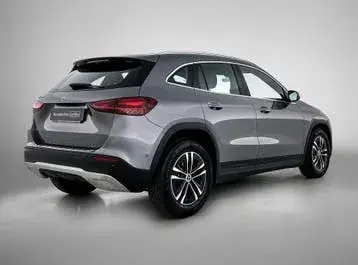 Mercedes-Benz Gla 2025 photo 2