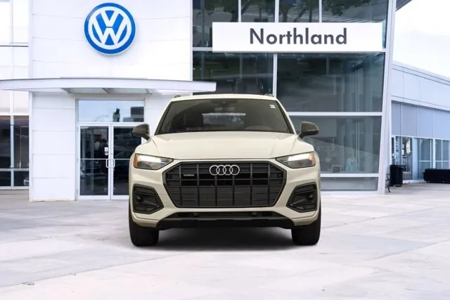 Audi Q5 2025 photo 2