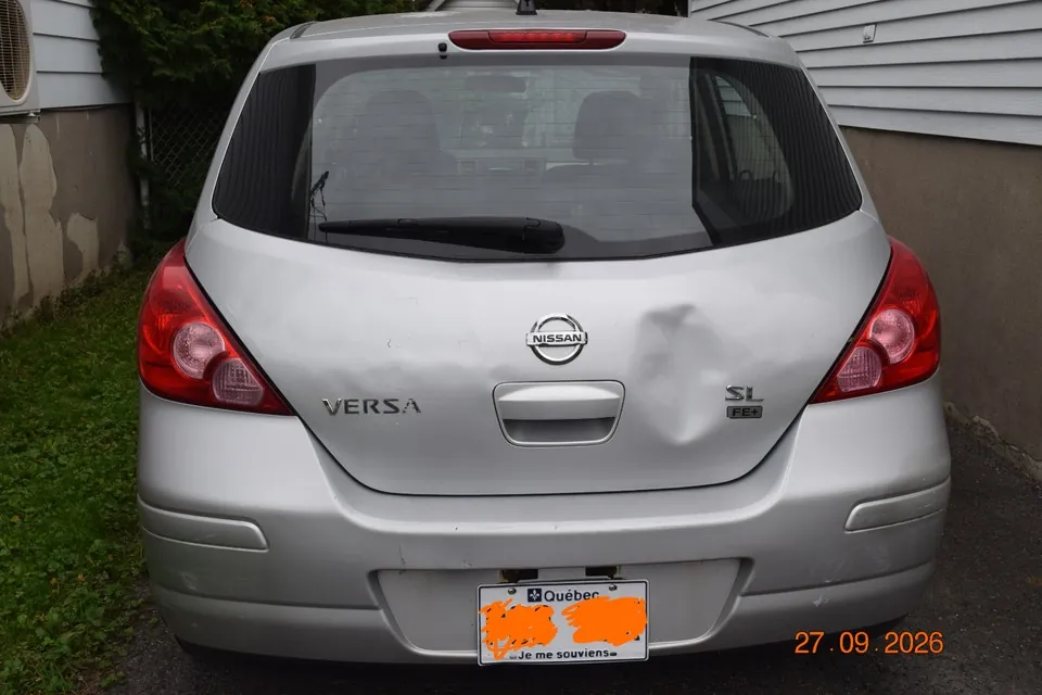 Nissan Versa 2009 photo 3
