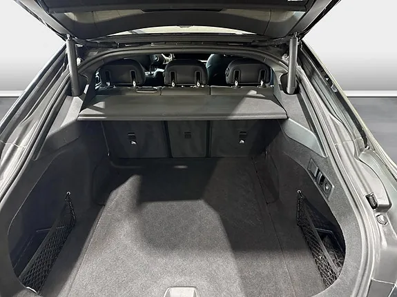 BMW I4 2023 photo 5