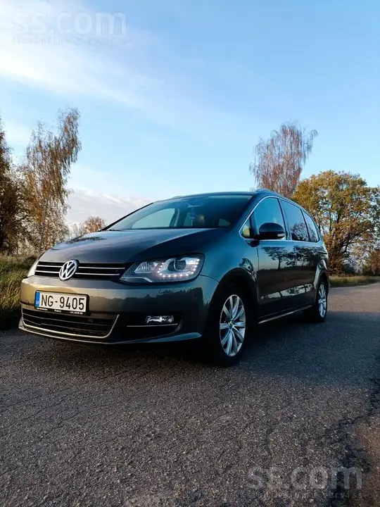 Volkswagen Sharan 2013 photo 2