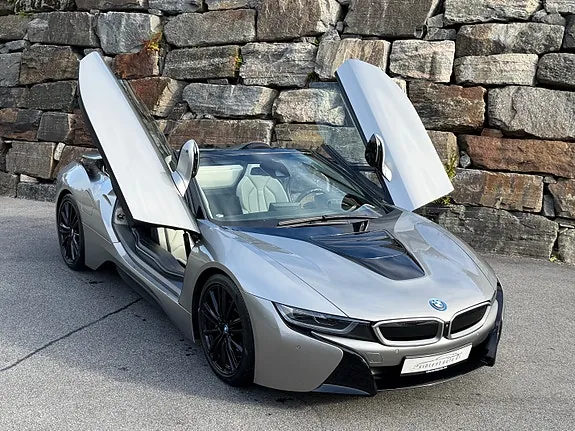 BMW I8 2019 photo 2