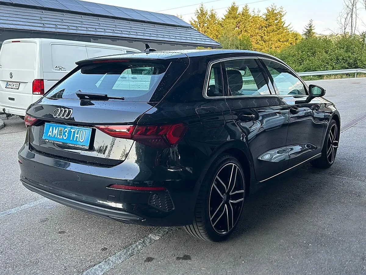 Audi A3 2020 photo 2