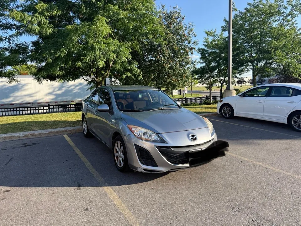 Mazda 3 2011 photo 3