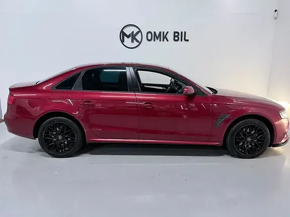 Audi A4 2010 photo 4