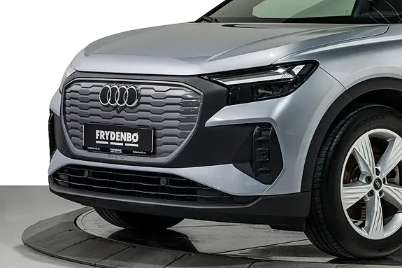 Audi Q4 E-Tron 2024 photo 2