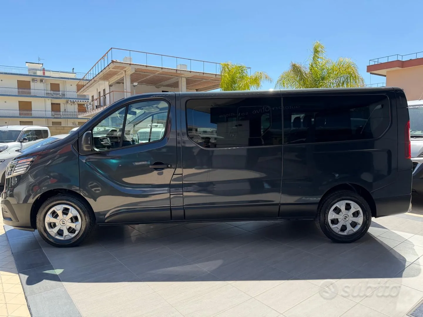 Renault Trafic 2023 photo 5