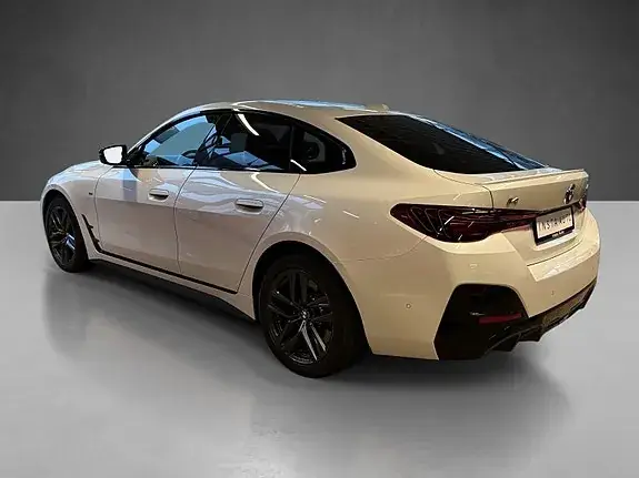 BMW I4 2025 photo 2