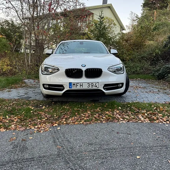 BMW 118D 2013 photo 2