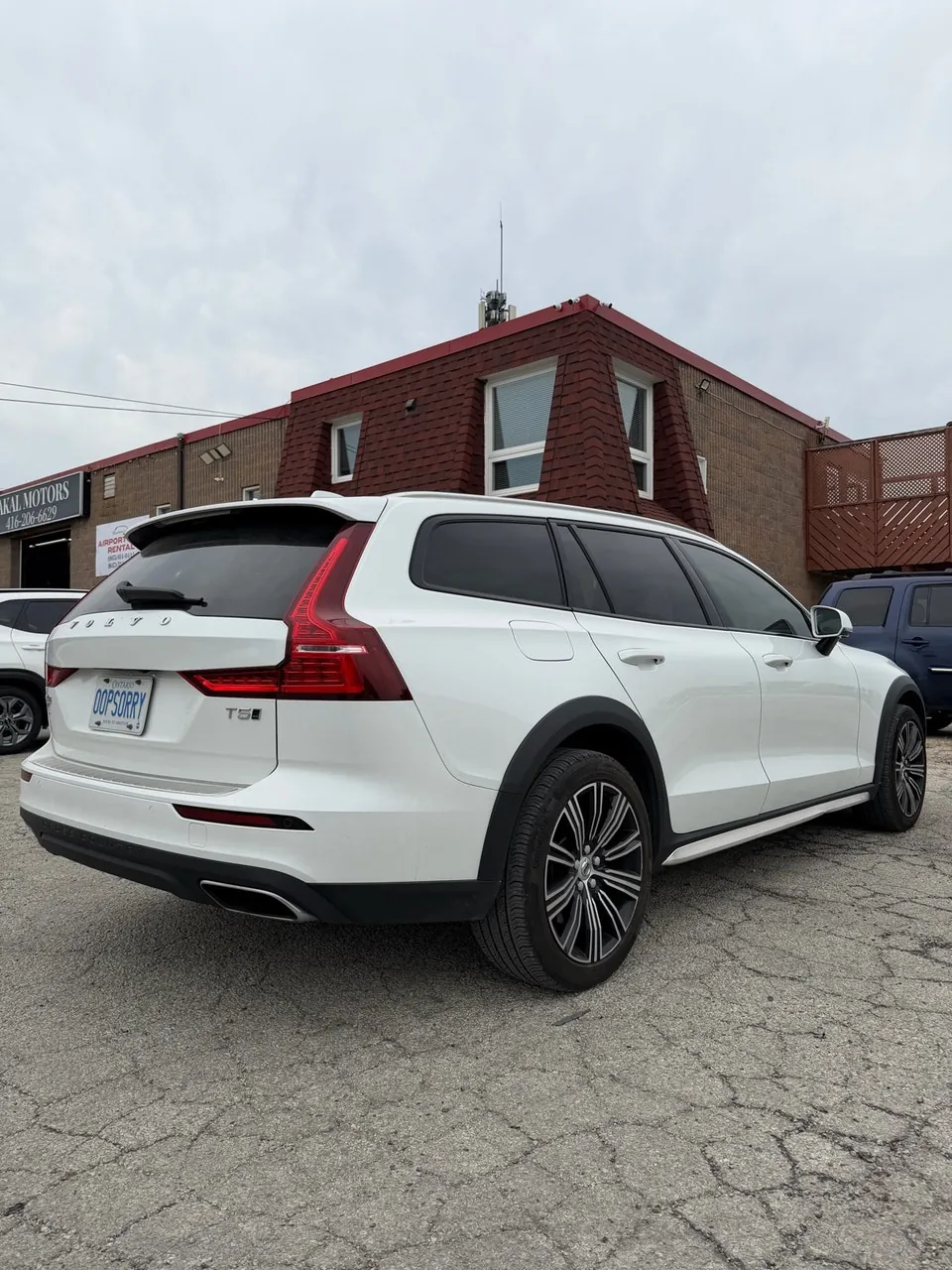 Volvo V60 2021 photo 3