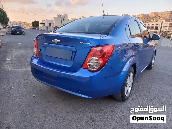 Chevrolet Sonic 2014 photo 3