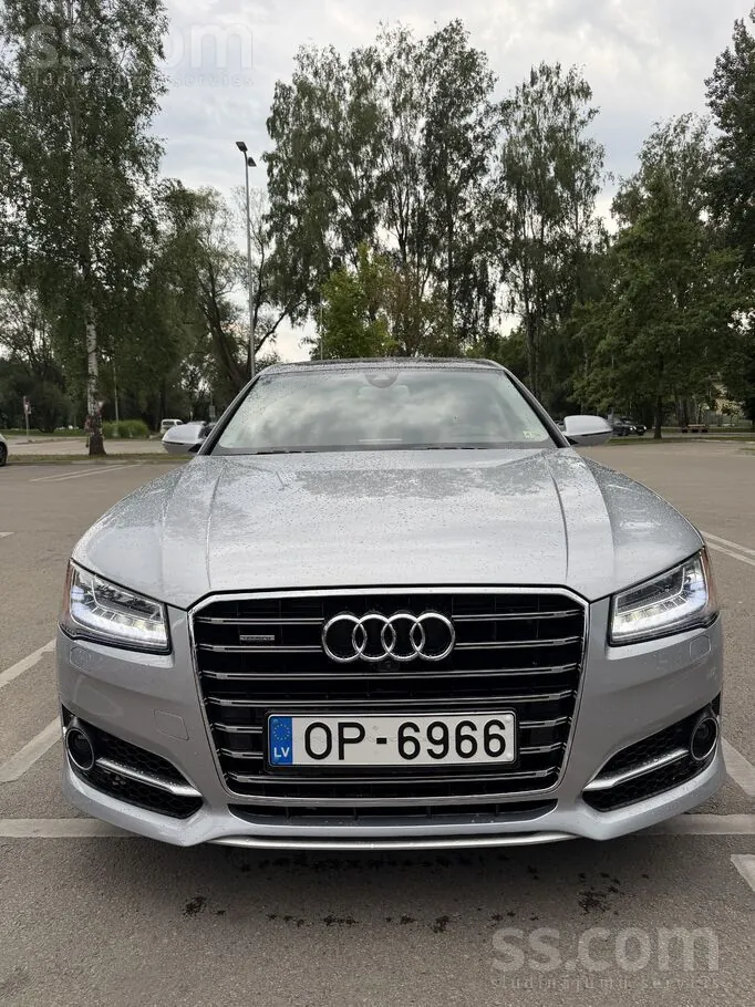 Audi A8