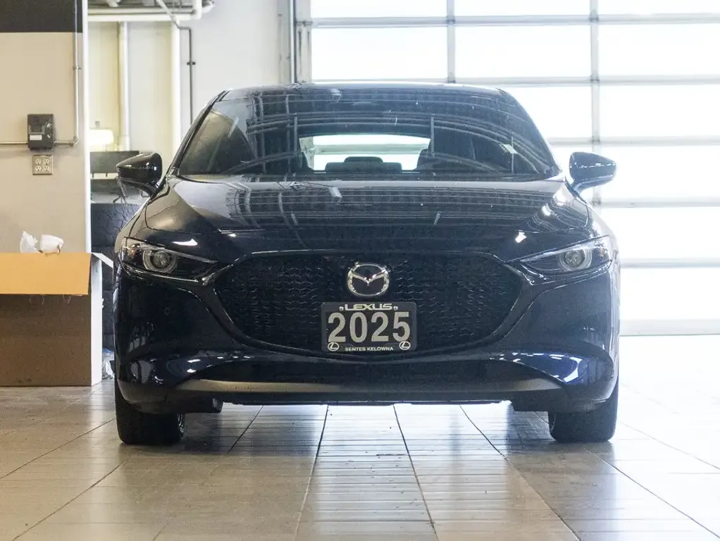 Mazda Mazda3 2025 photo 4