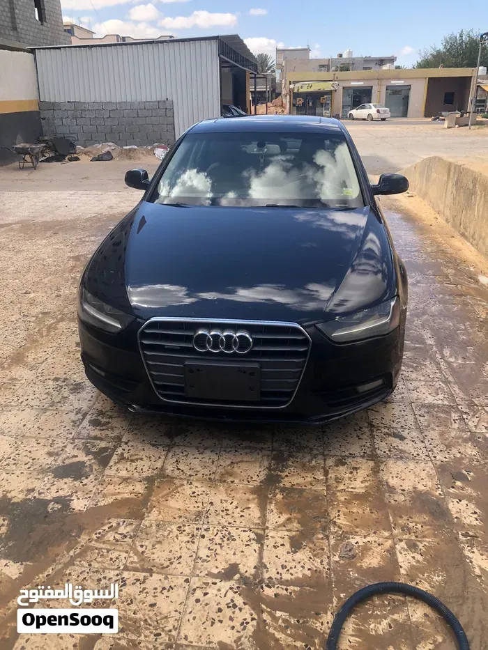 Audi A4 2014 photo 2