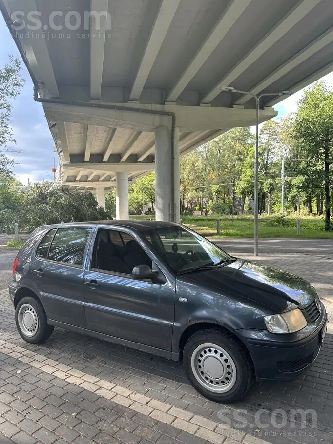 Volkswagen Polo 2000 photo 5