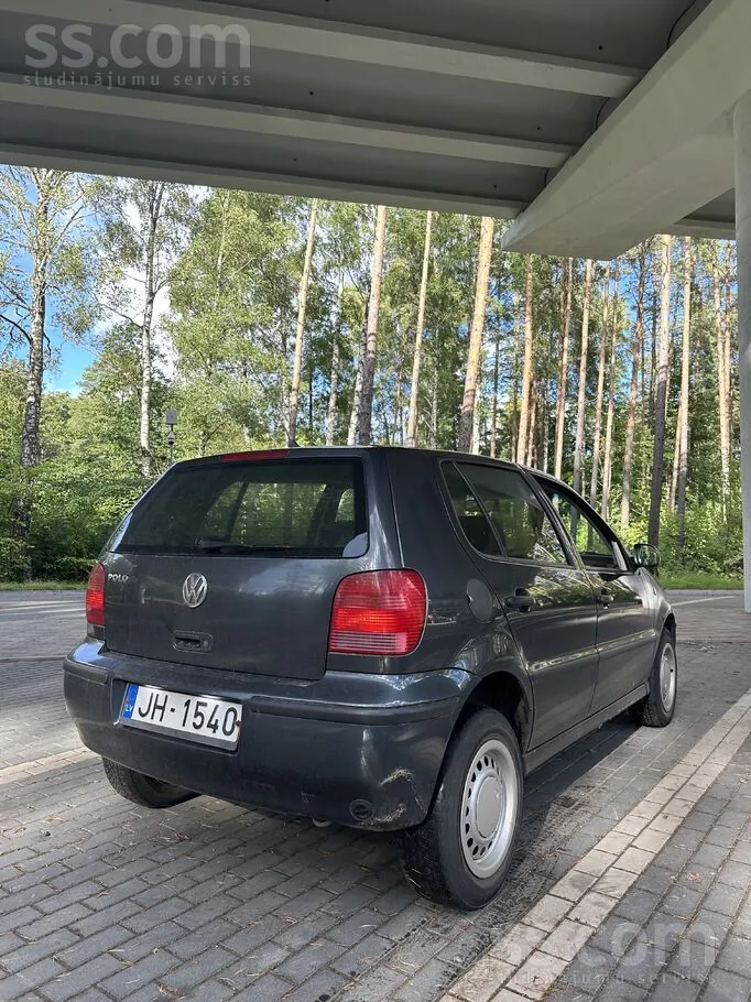 Volkswagen Polo 2000 photo 4