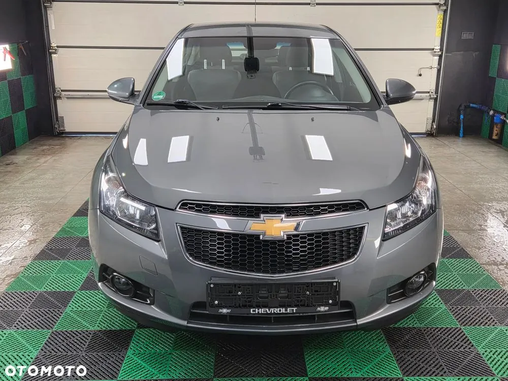 Chevrolet Cruze 2010 photo 4