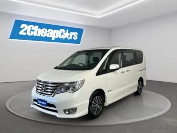 Nissan Serena 2015 photo 2