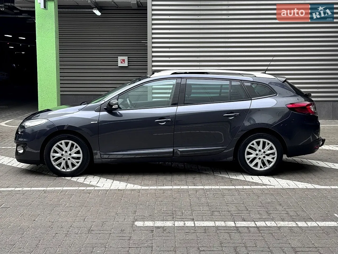 Renault Megane 2013 photo 3