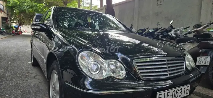 Mercedes-Benz C-Class 2003 photo 4