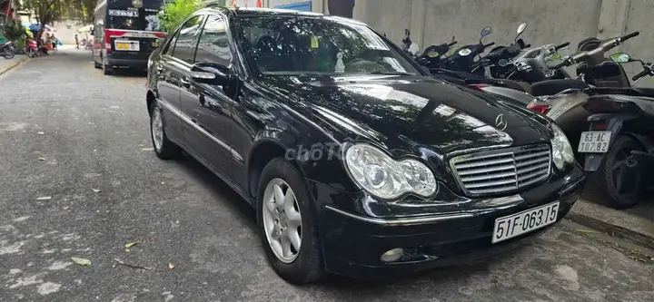 Mercedes-Benz C-Class 2003 photo 3