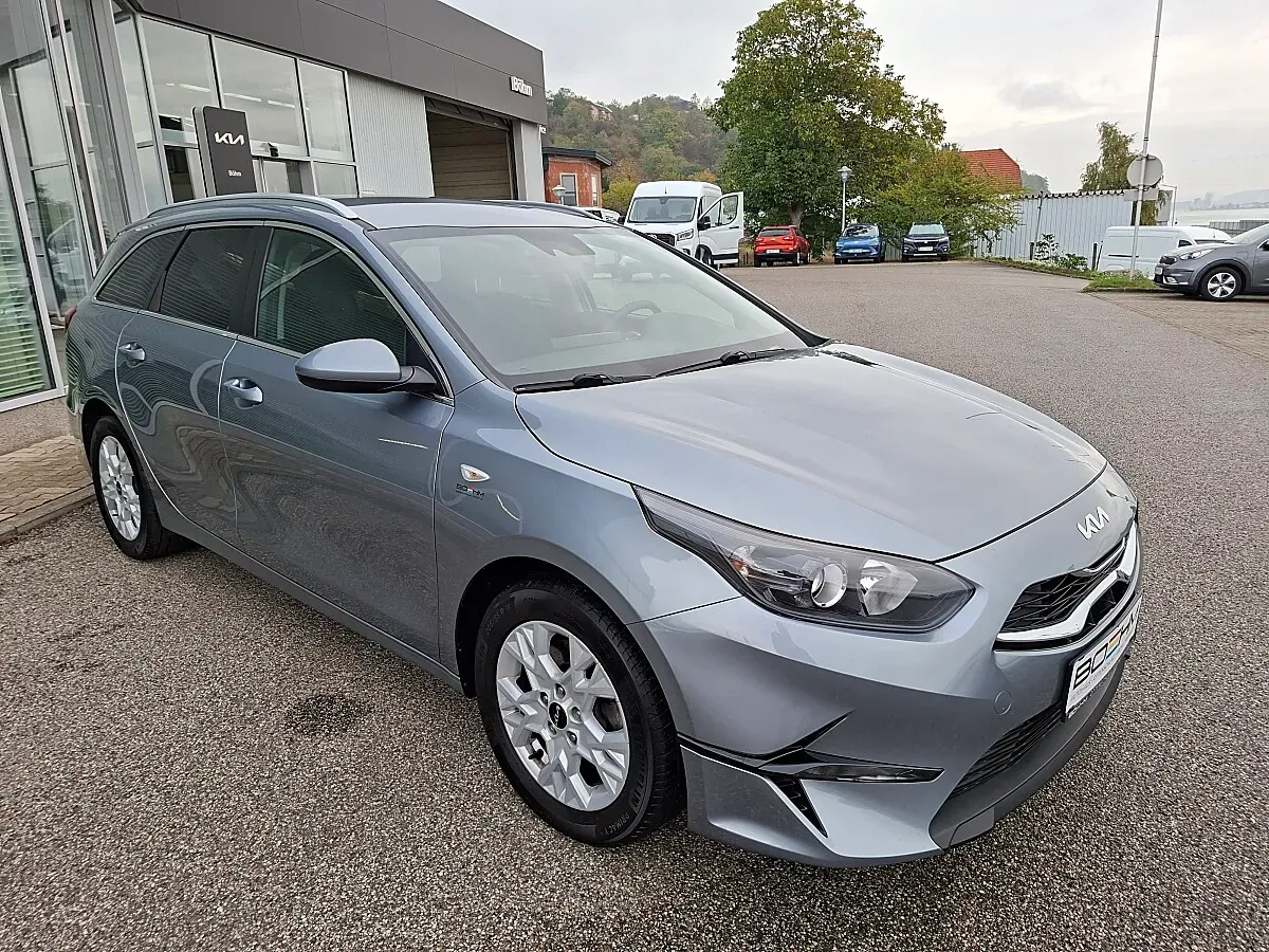 Kia Ceed 2023 photo 3