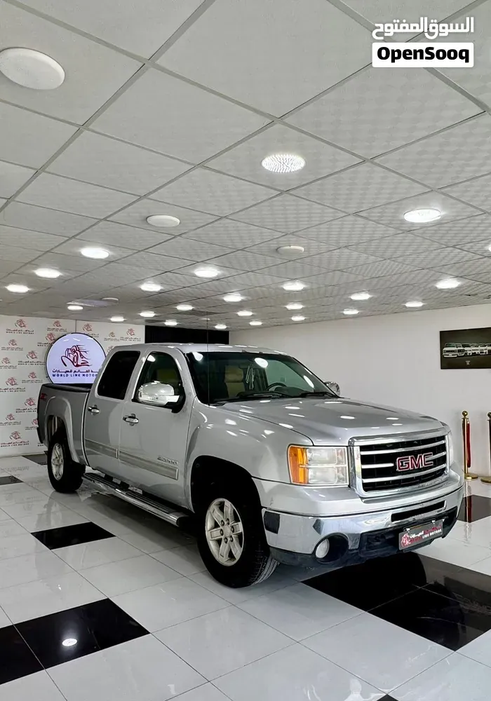GMC Sierra 2013 photo 3