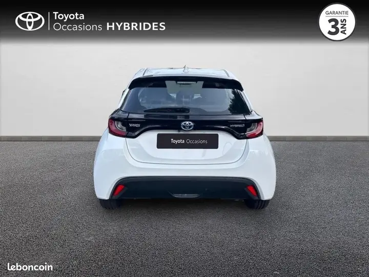 Toyota Yaris 2022 photo 4
