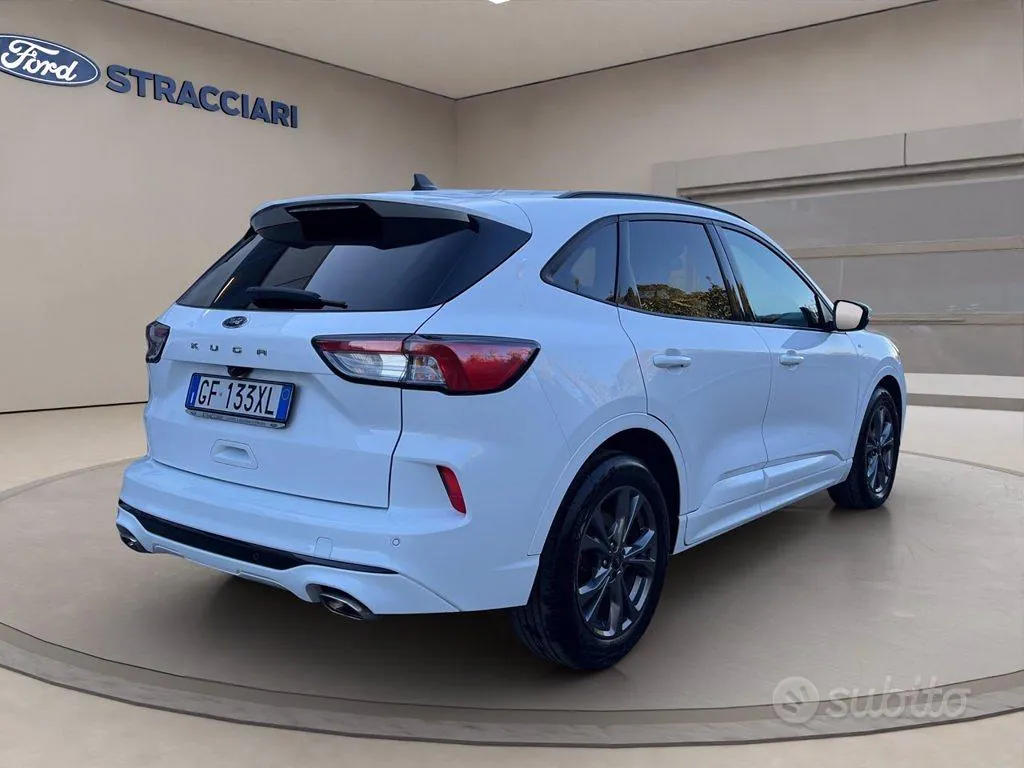 Ford Kuga 2022 photo 4