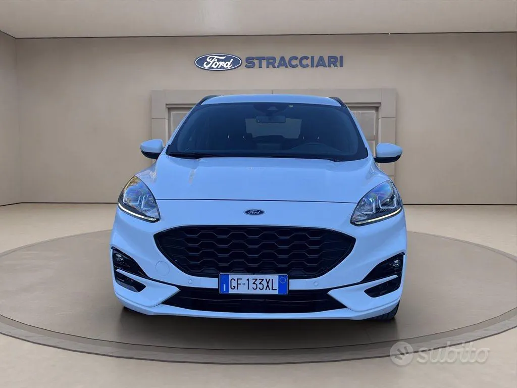 Ford Kuga 2022 photo 2