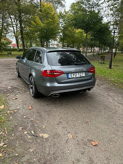 Audi A4 2013 photo 4