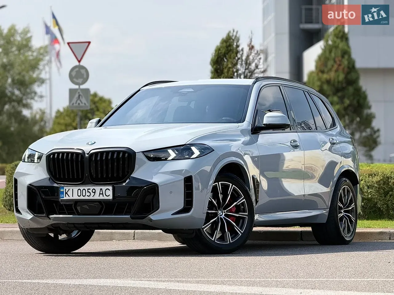 BMW X5 2025 photo 2
