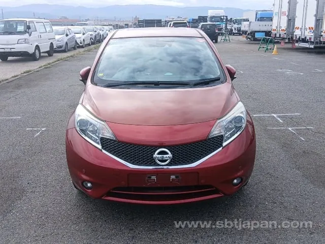 Nissan Note 2015 photo 5