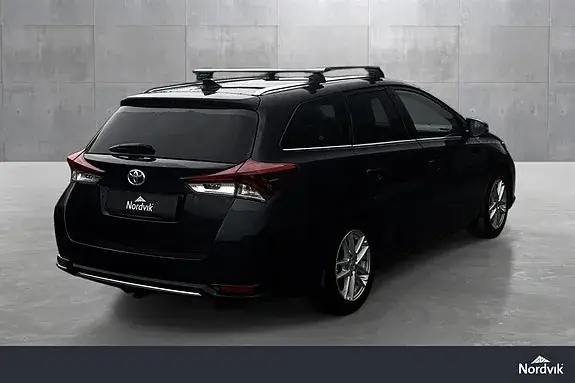 Toyota Auris 2016 photo 5