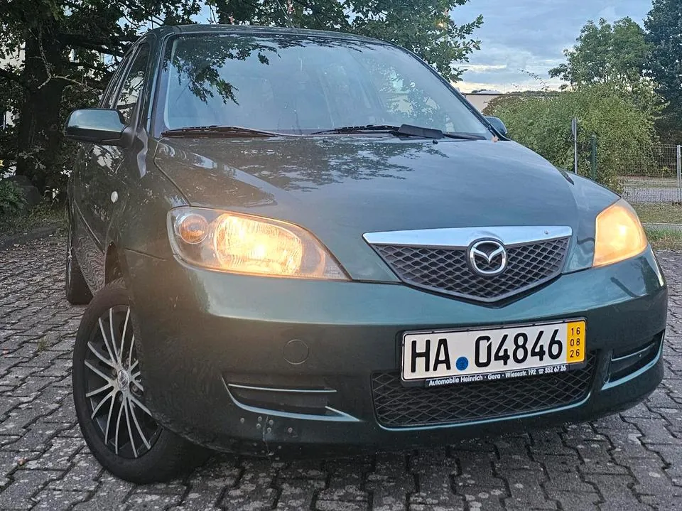 Mazda 2
