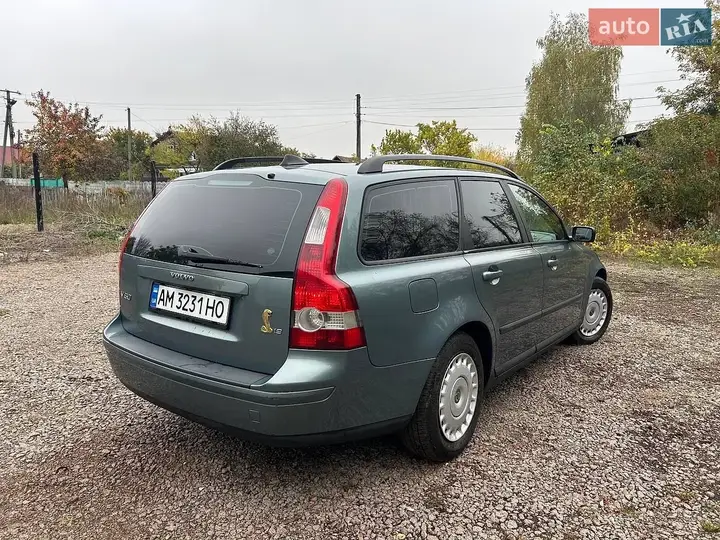 Volvo V50 2005 photo 5